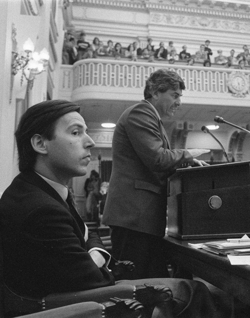 Brinkman en Lubbers achter de regeringstafel, 1984.